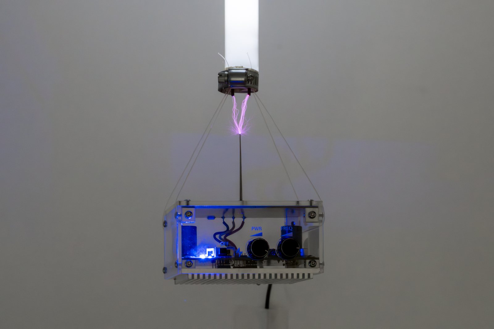 Tesla coil discharge