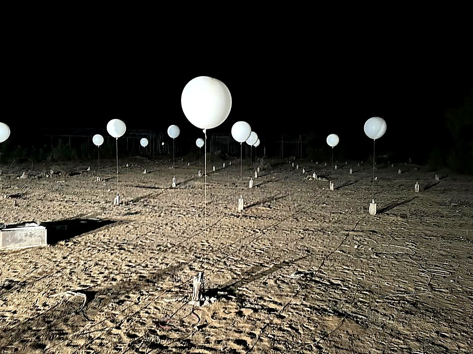 The balloon field before ignition